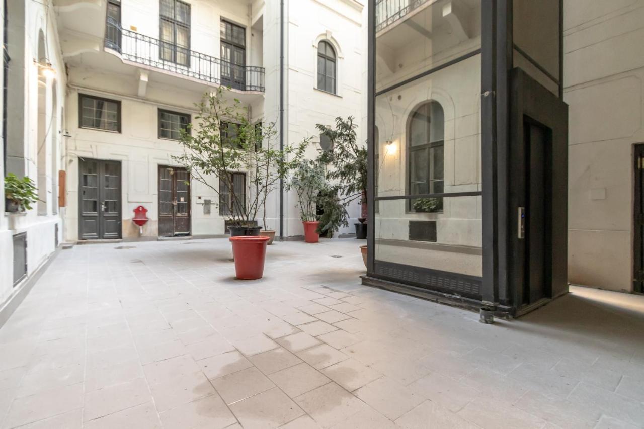 Friendly Home In The Center With 2Bedrooms Budapest Bagian luar foto